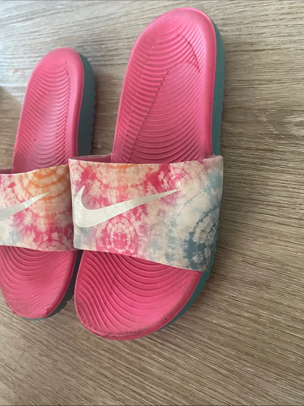 Nike Kids Pink Tie-Dye Strap Slide Sandals